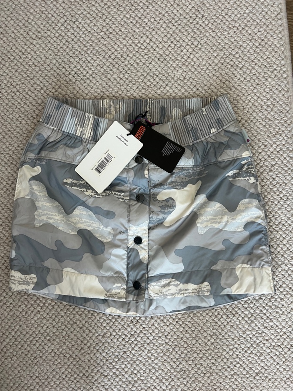 Stio skycrest Grey Camo Button-Front Mini Skirt